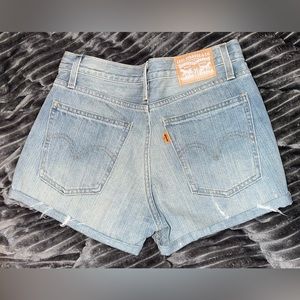 Levi Jean Shorts (NBM)